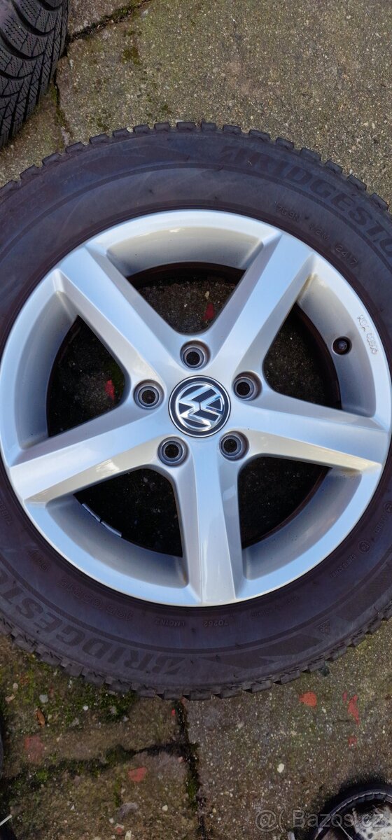 Sada alu VW + zimní pneu Bridgestone Blizzak 195/65 R15
