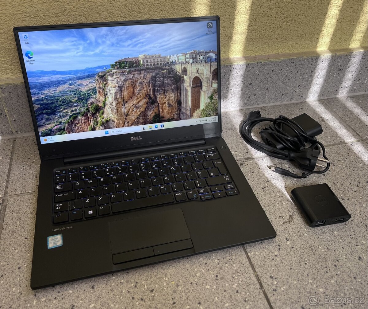 Dell Latitude 7370 / m5-6Y57 / 8GB RAM / 512GB M.2 / 13.3"