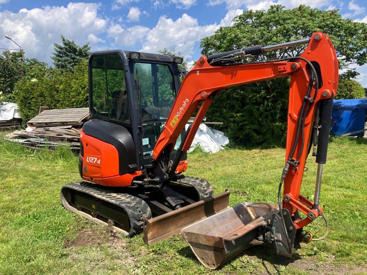 Prodám minibagr Kubota U27 s nulovým přesahem zádě