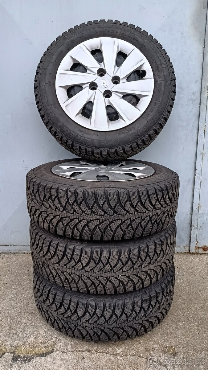 Prodám sadu zimních kol 185/65 R15