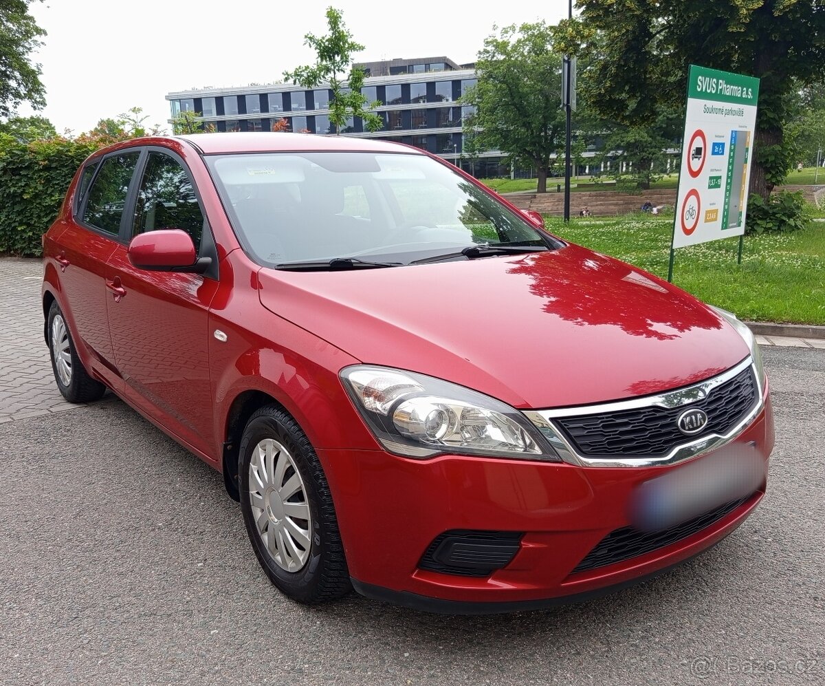Kia Ceed 1.4i 80kW - 2010, FACELIFT, PO ROZVODECH✓