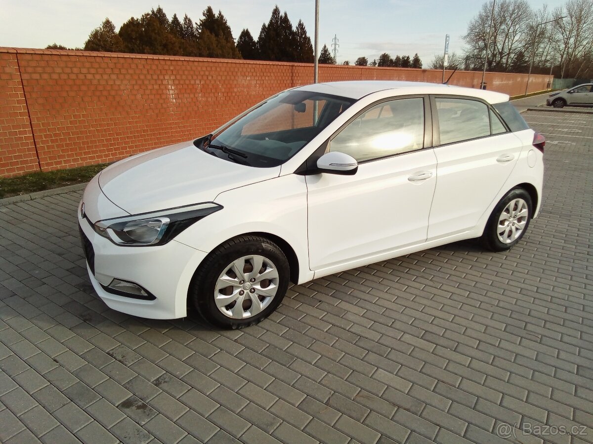 Hyundai i20 1.2i Select, Najeto 49 tis.km