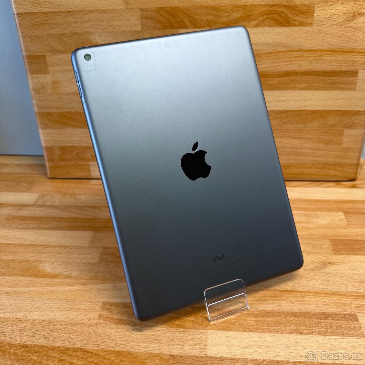 iPad 9 256GB, pěkný stav (12 měsíců záruka)