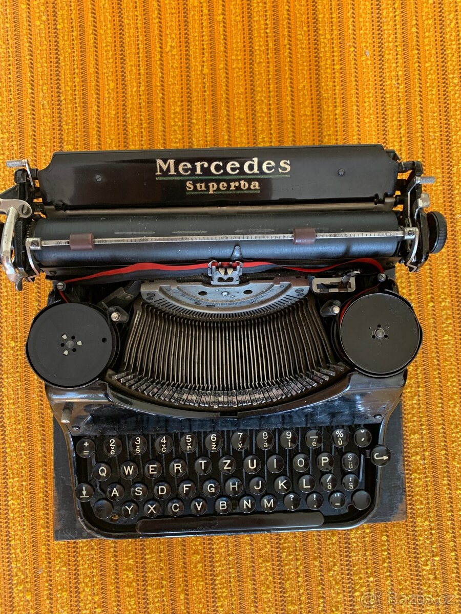 Psací stroj Mercedes