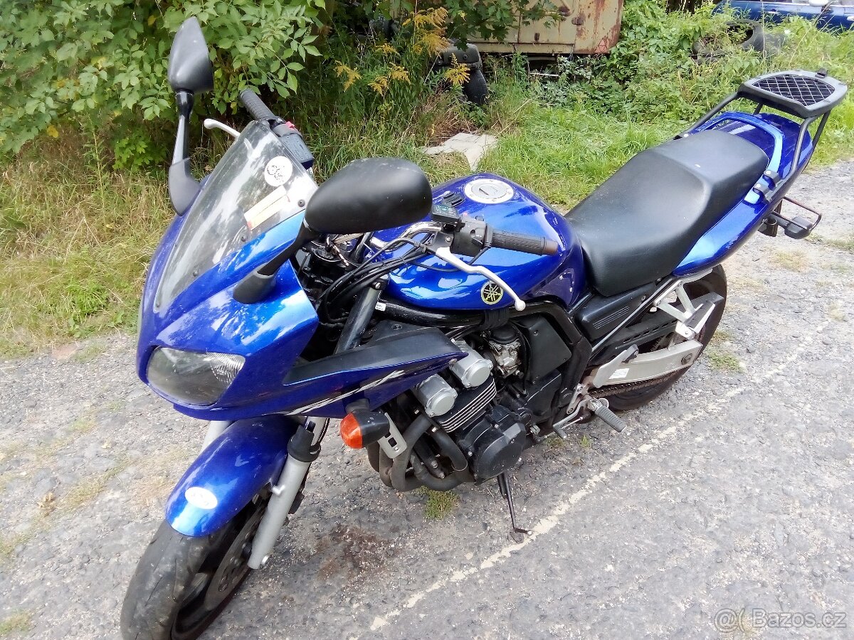 Yamaha FZS 600