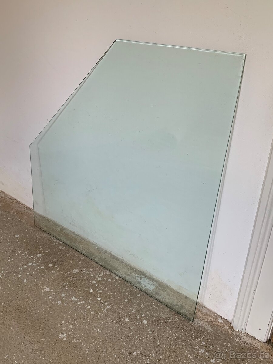 Sklo pod krbová kamna 1000 x 1000 mm