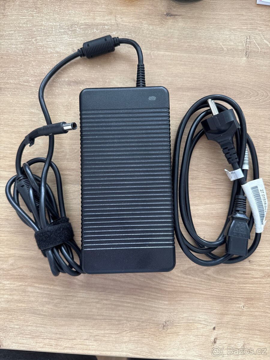 HP napájecí zdroj