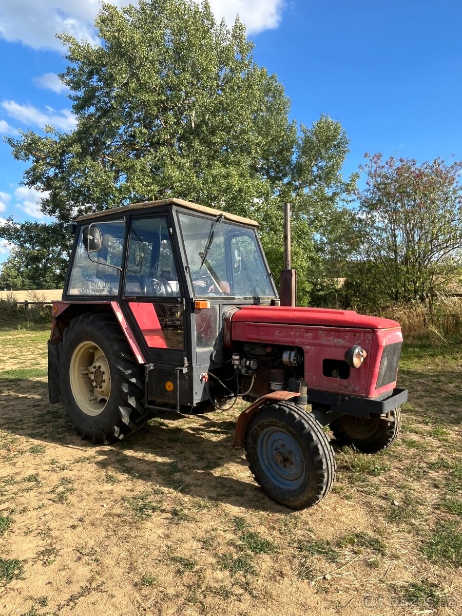 Traktor Zetor 6911