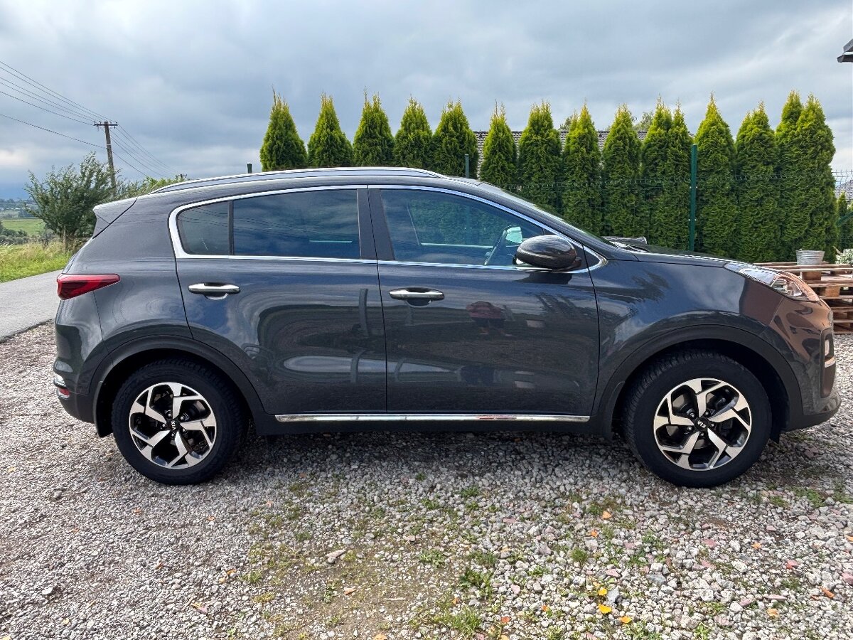 Kia Sportage 1,6 benzin 97kw/130k,rok 2021