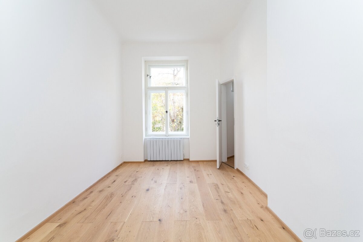 Byt 3+kk po rekonstrukci v ulici Legerova 18, Praha 2