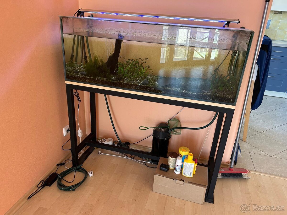 Akvárium 150 litrů