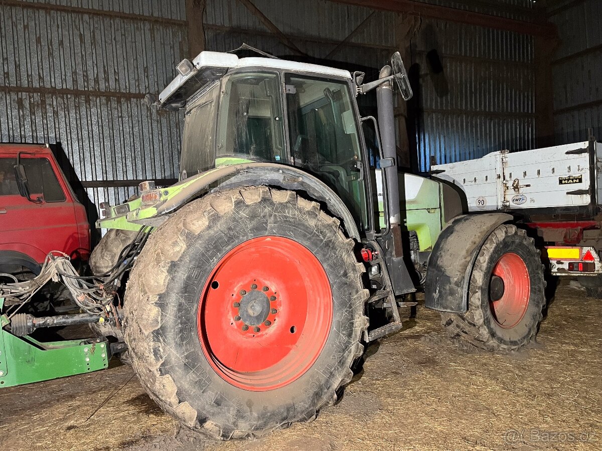 traktor CLAAS ARES 836