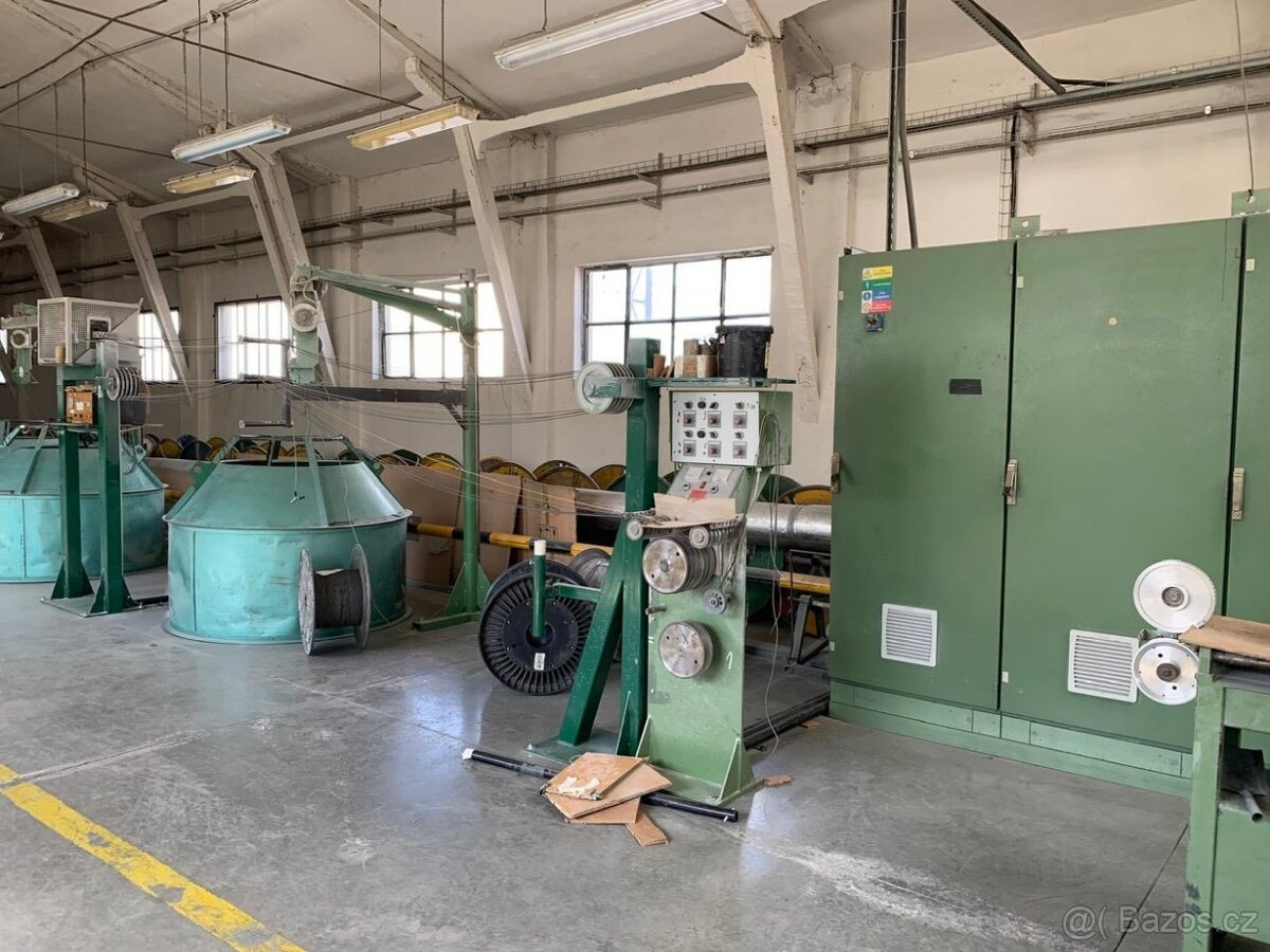 Dvouzkrutový stáčecí stroj STOLBERGER DVG 1000