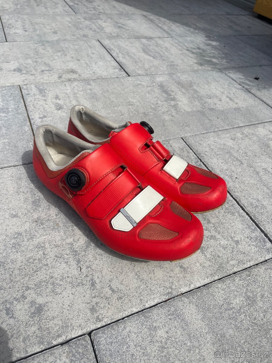 Specialized cyklistické silniční tretry – vel. 44 EU, BOA