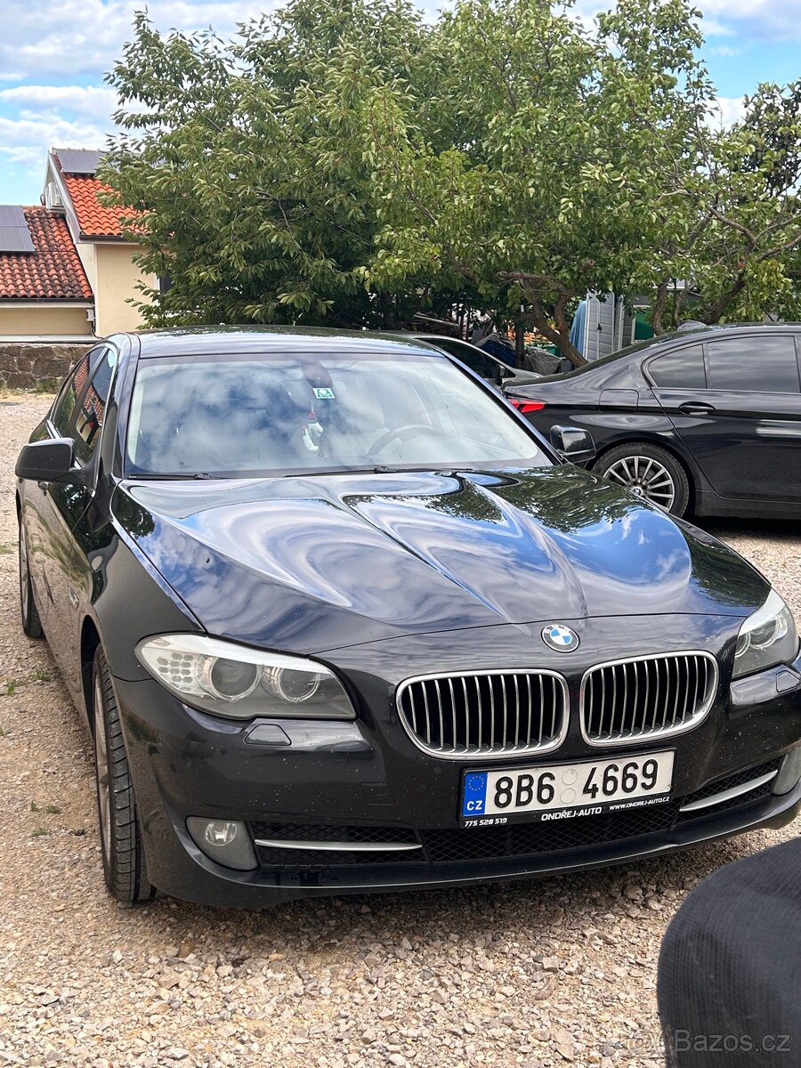 BMW F 10 530D