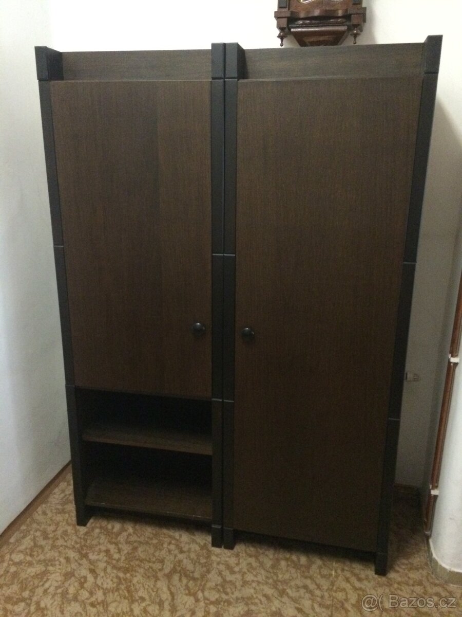Šatní skříně