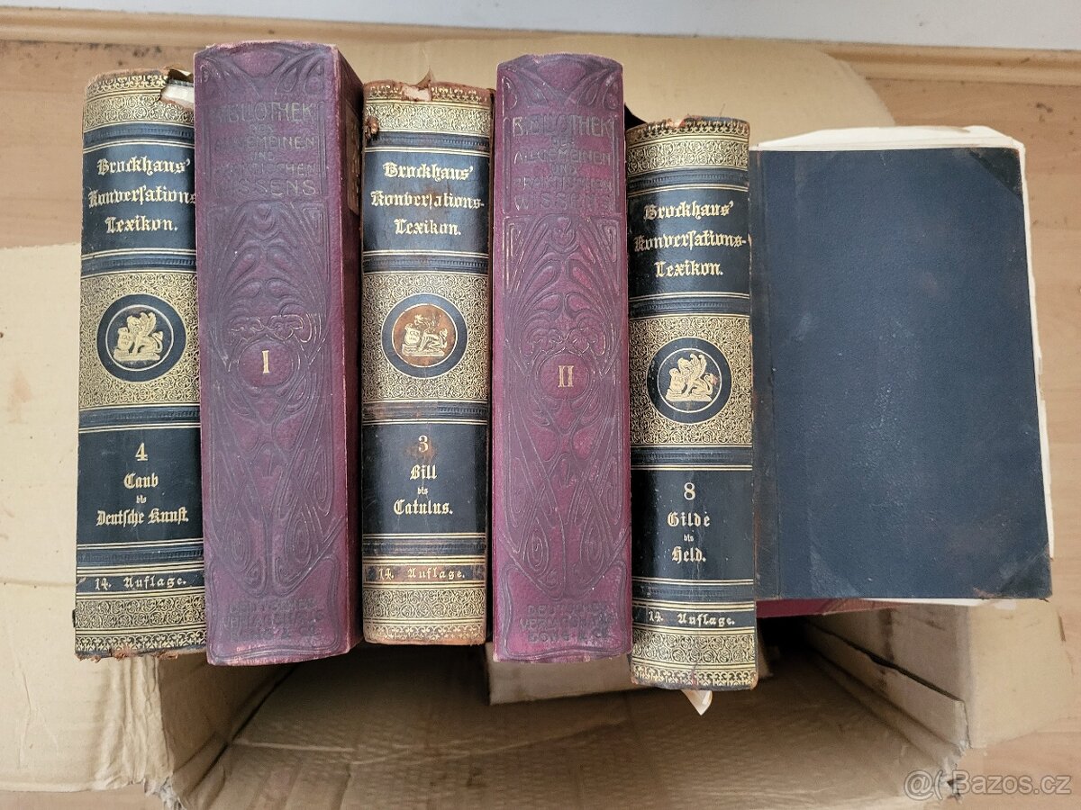 Staré knihy - hlavně slovníky, různé, výběr