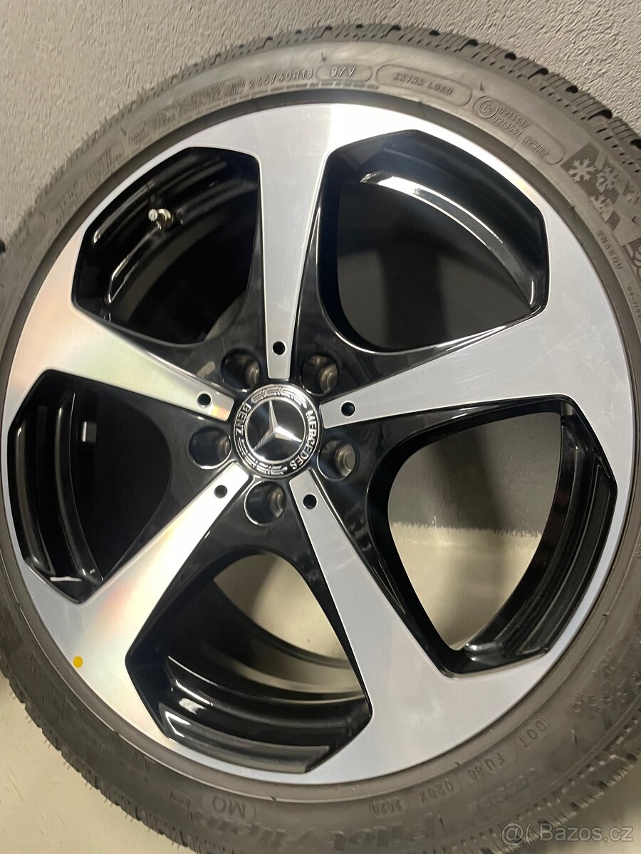 Orig zimni Mercedes C W205 a205 r18 Michelin 98%