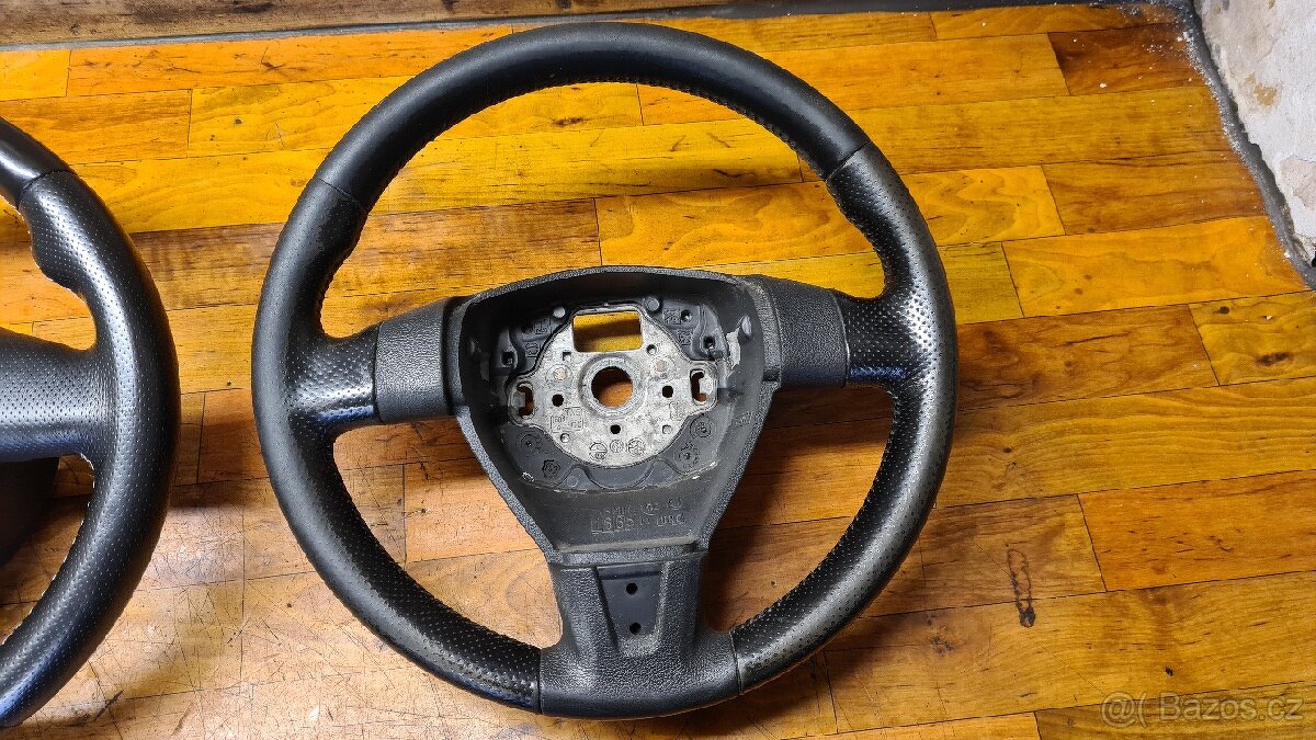 Volant octavia 2 rs