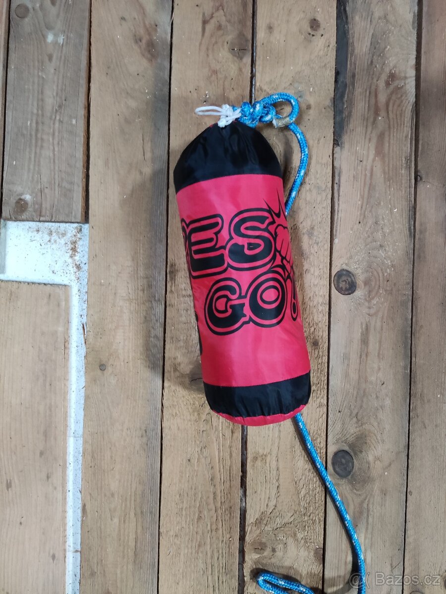 Prodám box. pytel