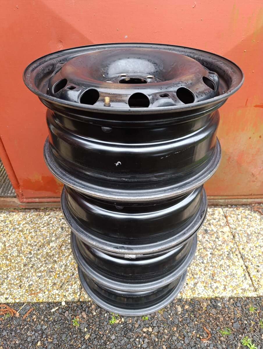 Plechové disky 15" Škoda Fabia