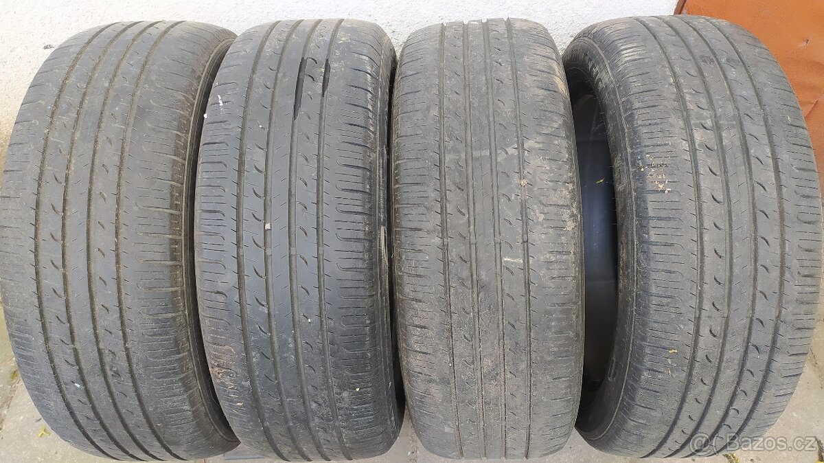 225/55/19 letní SUV  pneu Goodyear