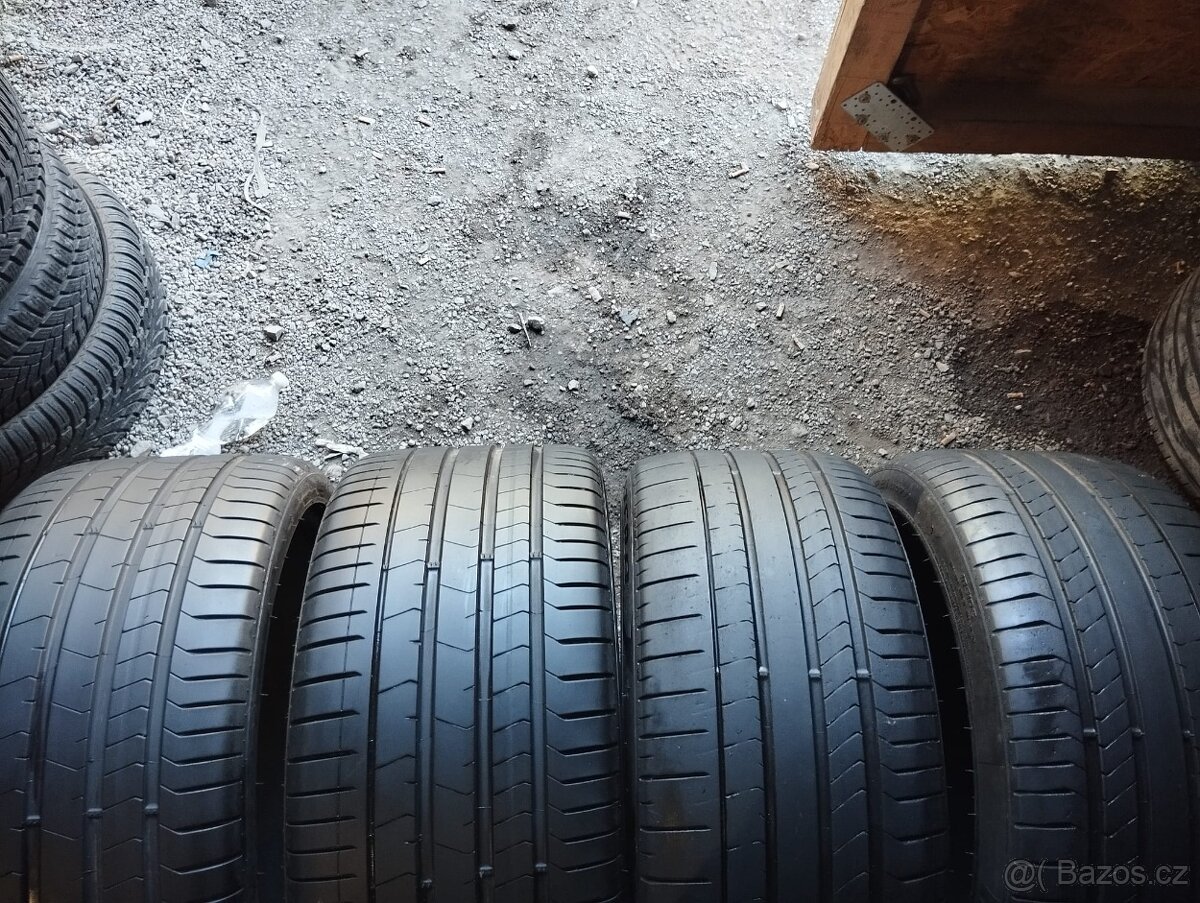 295/35/21+315/30/22 Pirelli - letní pneu 4ks