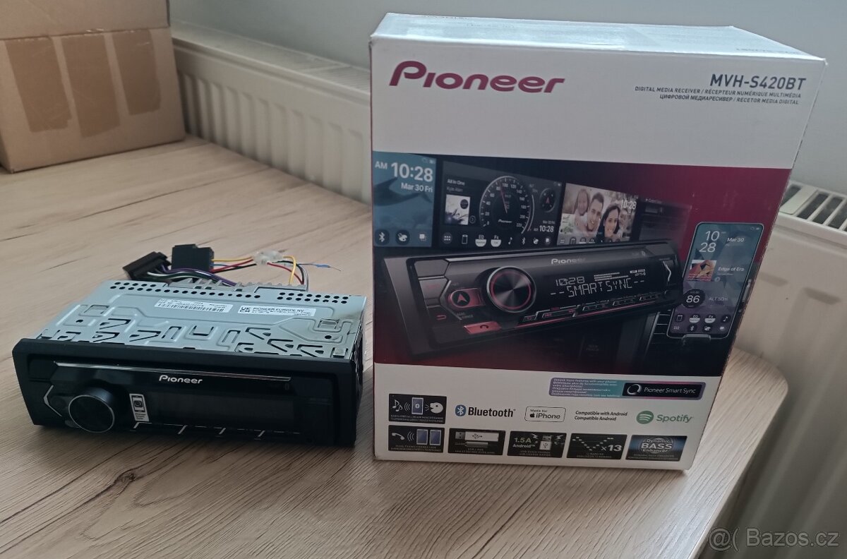 Autorádio Pioneer MVH-S420 BT v záruce
