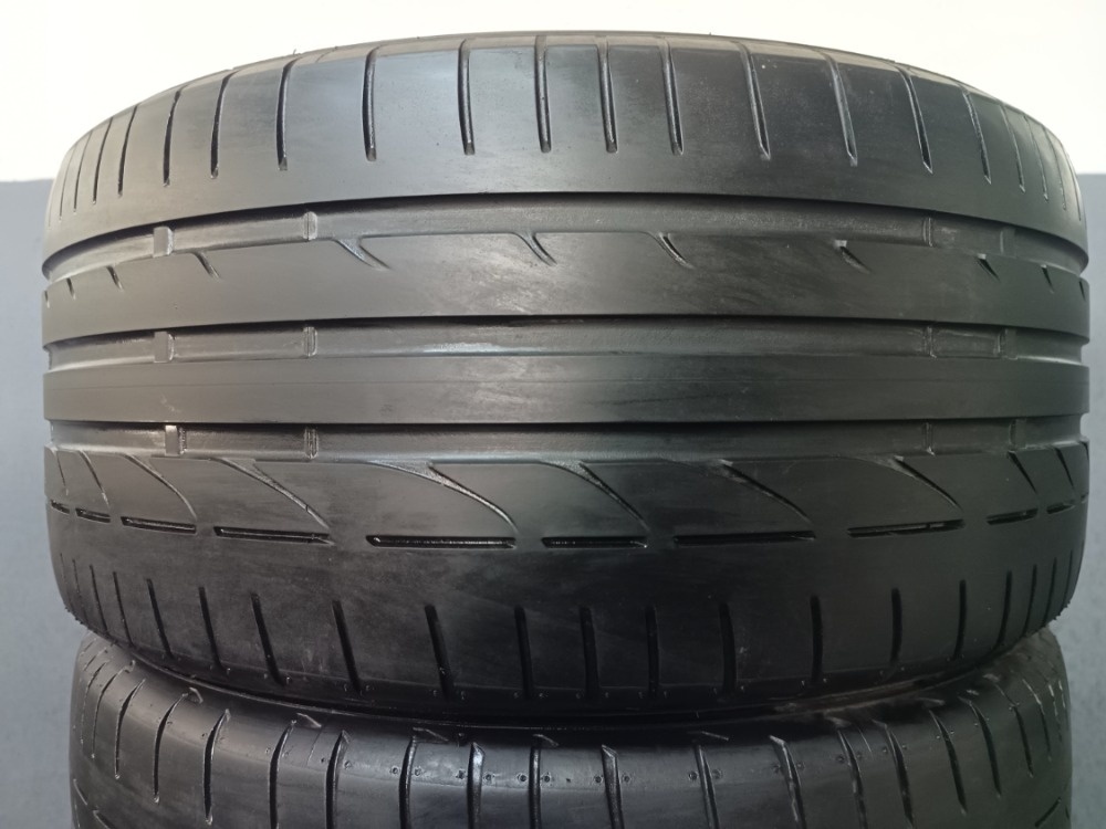 245/40 R17 BRIDGESTONE (0621)