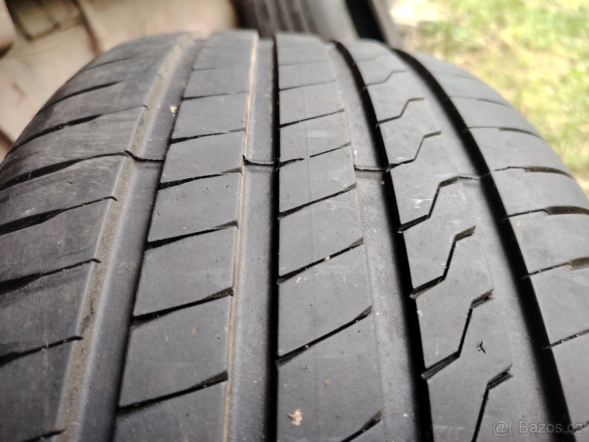Pneu 225/45 R17
