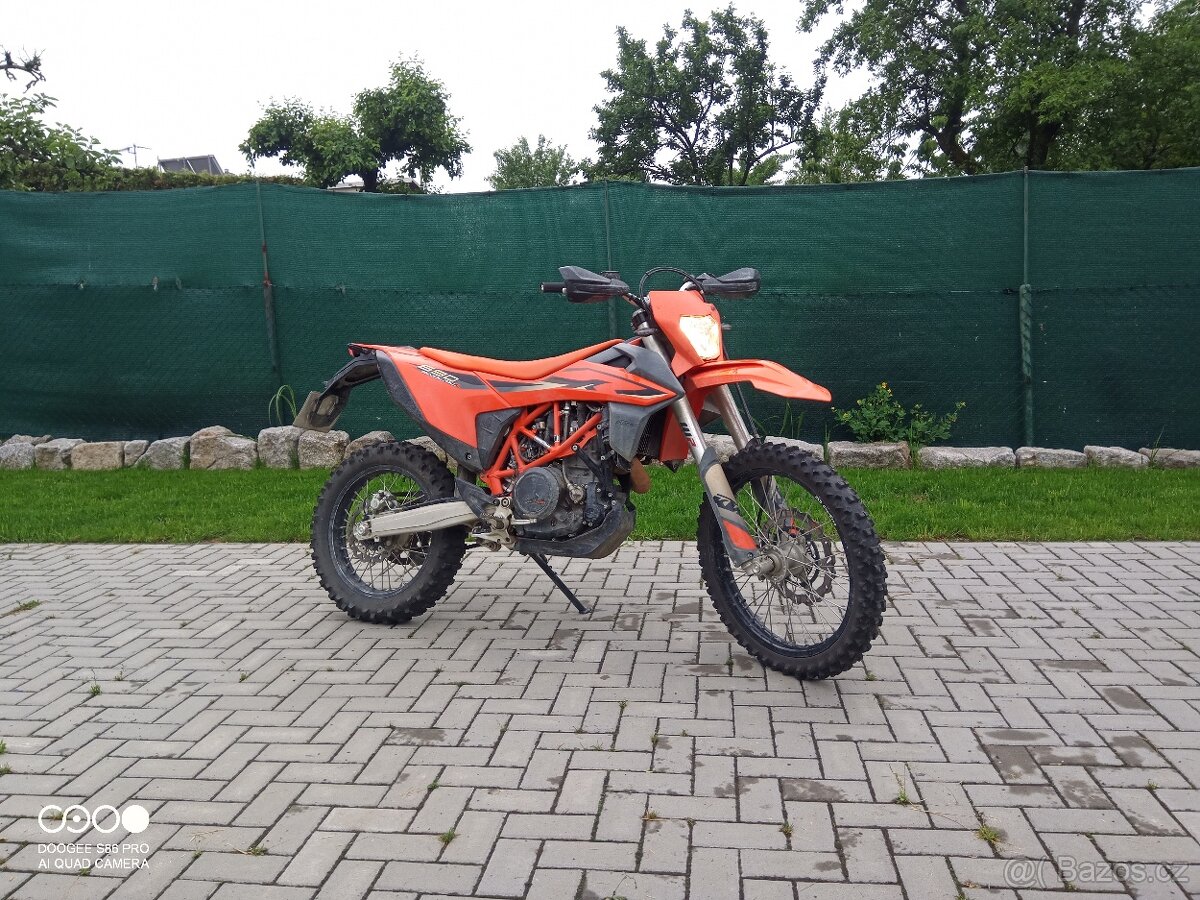 Prodám KTM 690 enduro DPH
