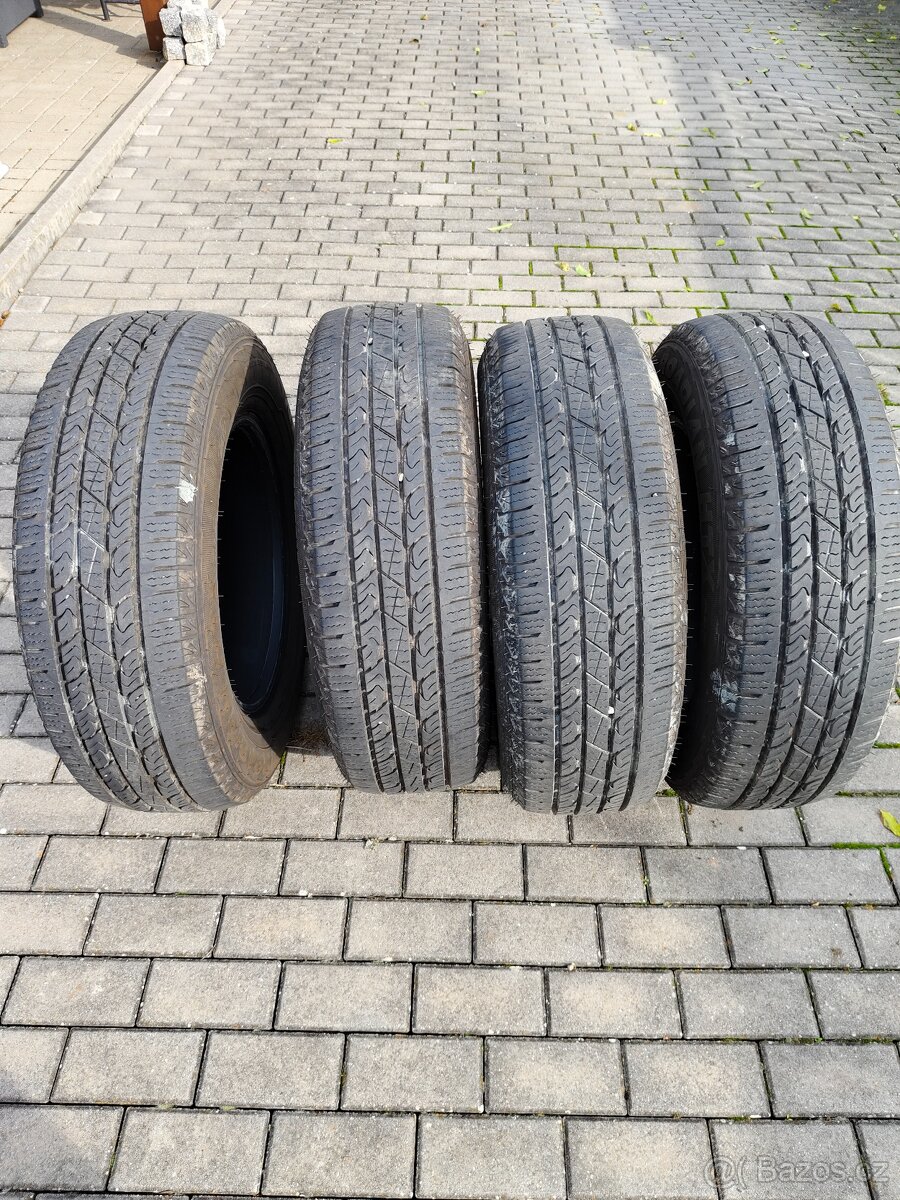 Pneumatiky offroad Nexen celoroční 235/70 r17