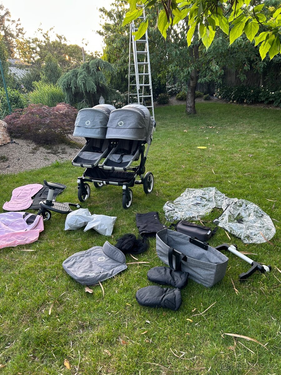 Bugaboo Donkey 3 šedý s výbavou (2020)