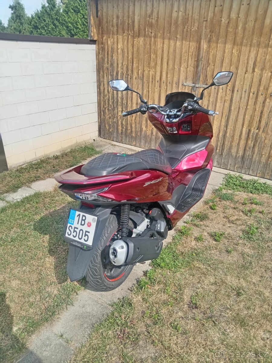 PCX 125