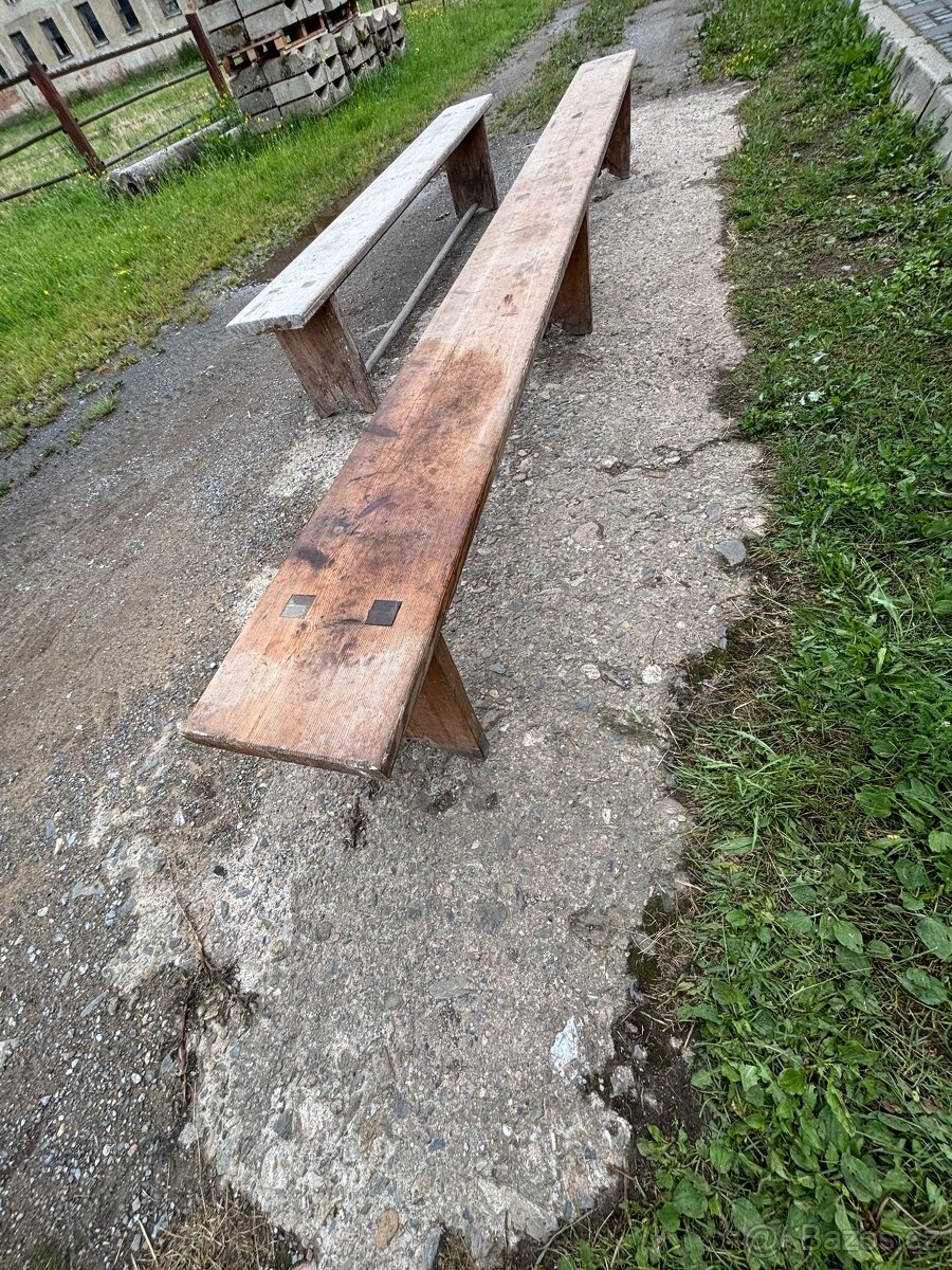 Prodám dřevěná lavice