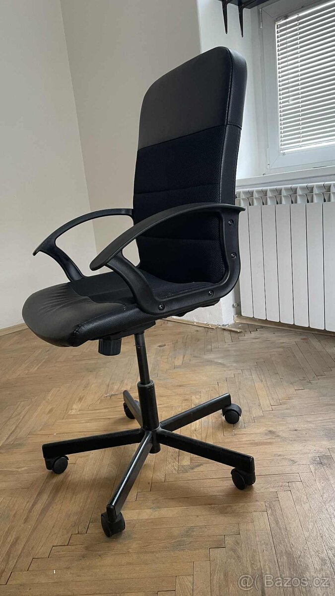 Otočná židle Ikea
