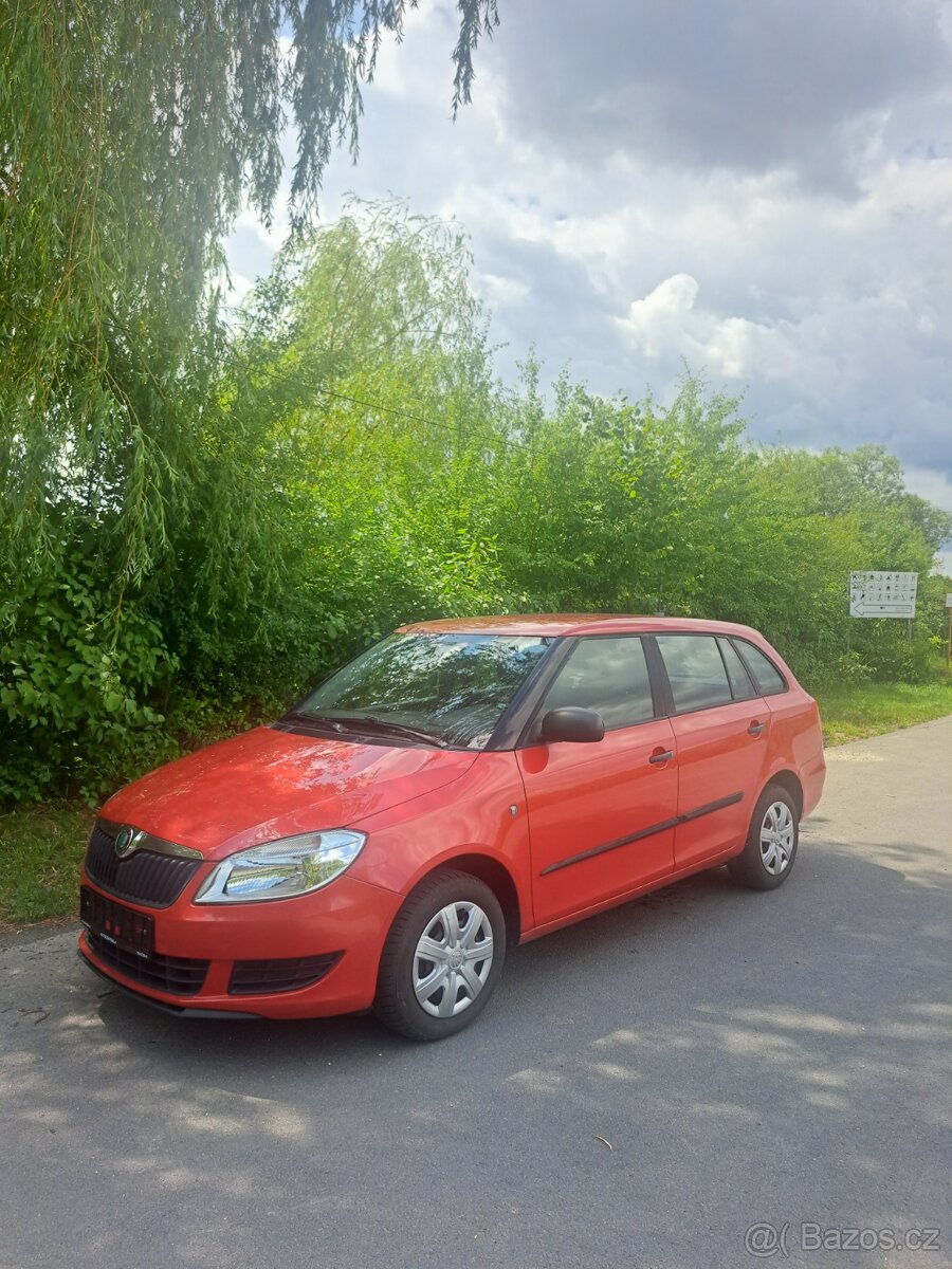 Škoda fabia 1.6 Tdci 55 kw r.v.2011 FUNKČNÍ KLIMA