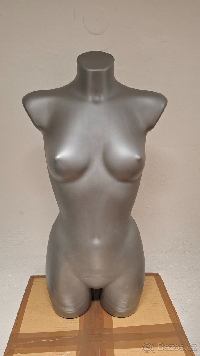Dámská figurína torzo