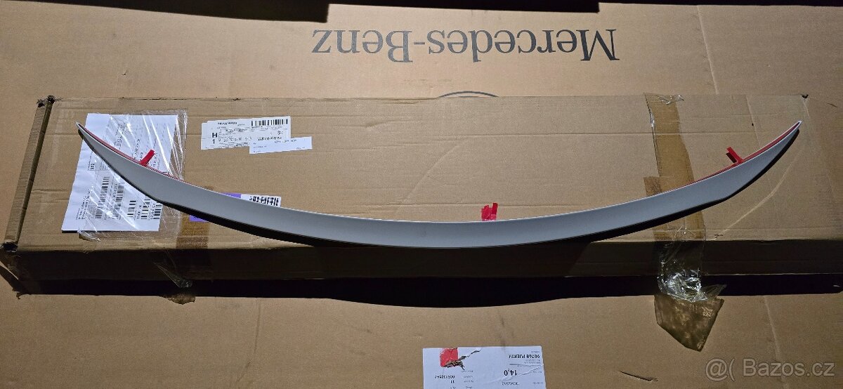 Nové origo křídlo Mercedes E Kabrio (A238)