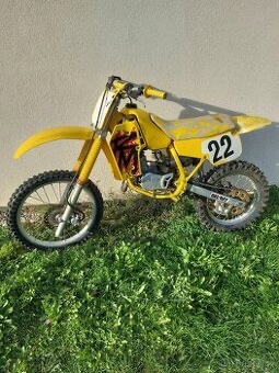 Suzuki rm 85