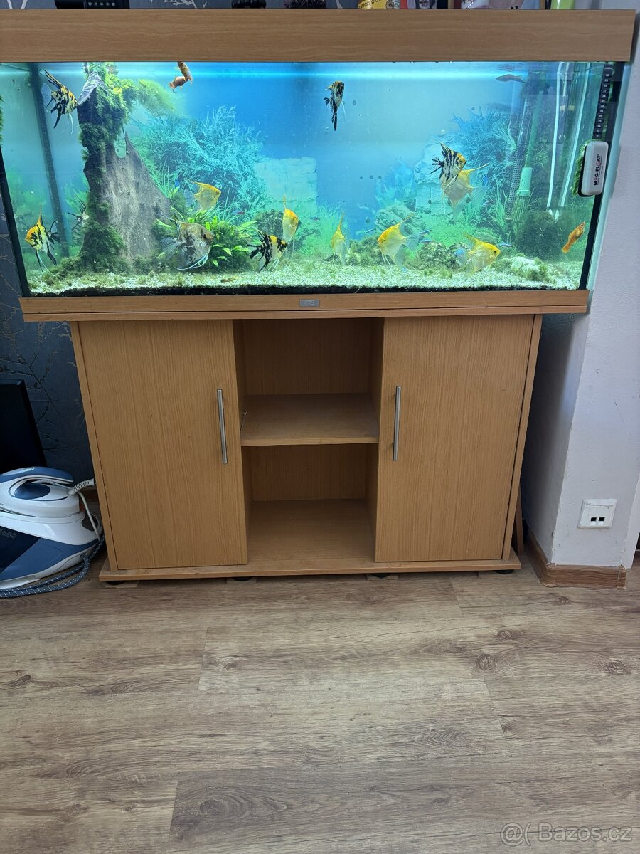 Kompletní akvarijní SET JUWEL 240L