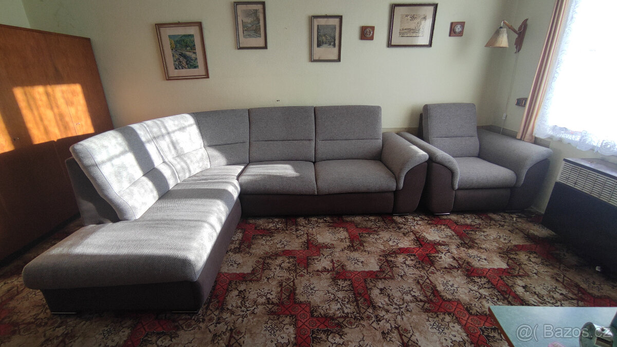 Sedací rozkládací souprava s úložným prostorem + křeslo