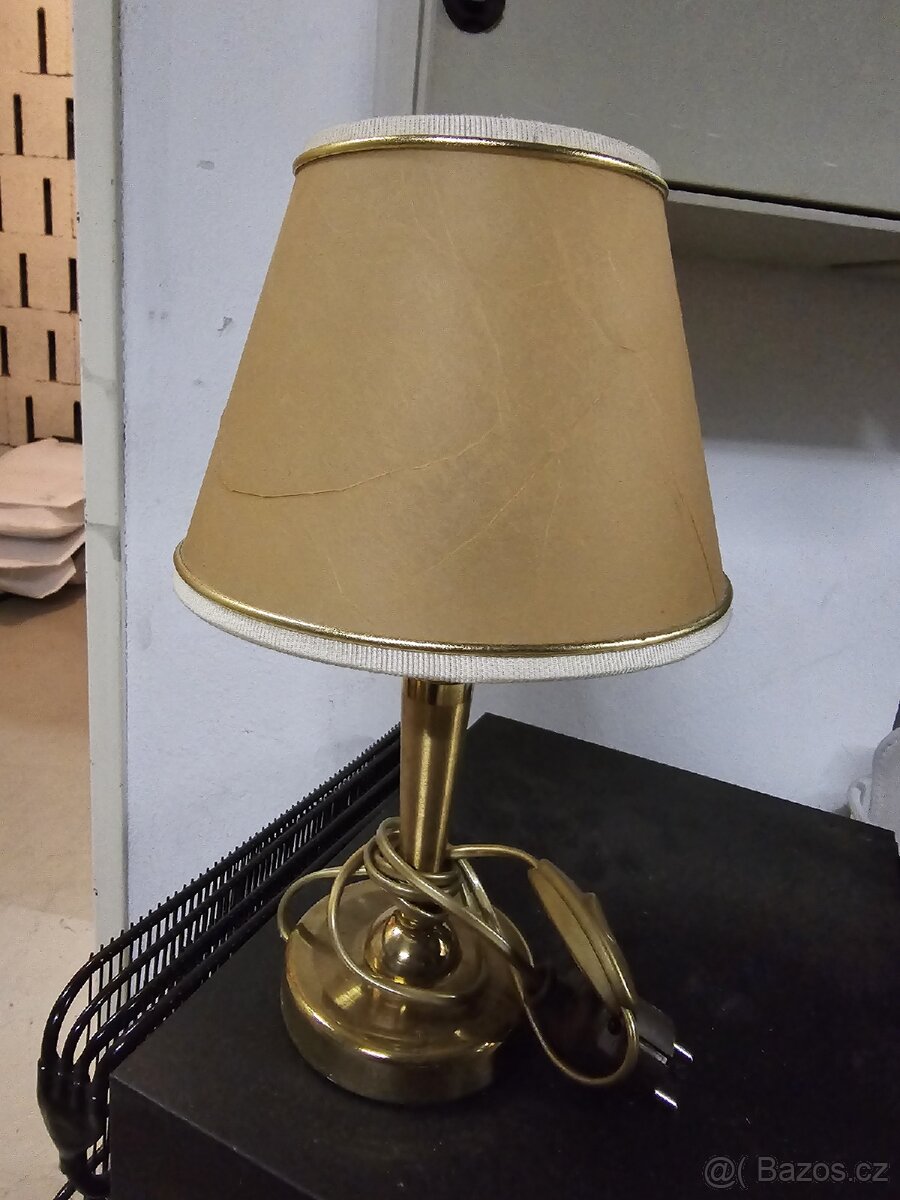 Stolní lampa