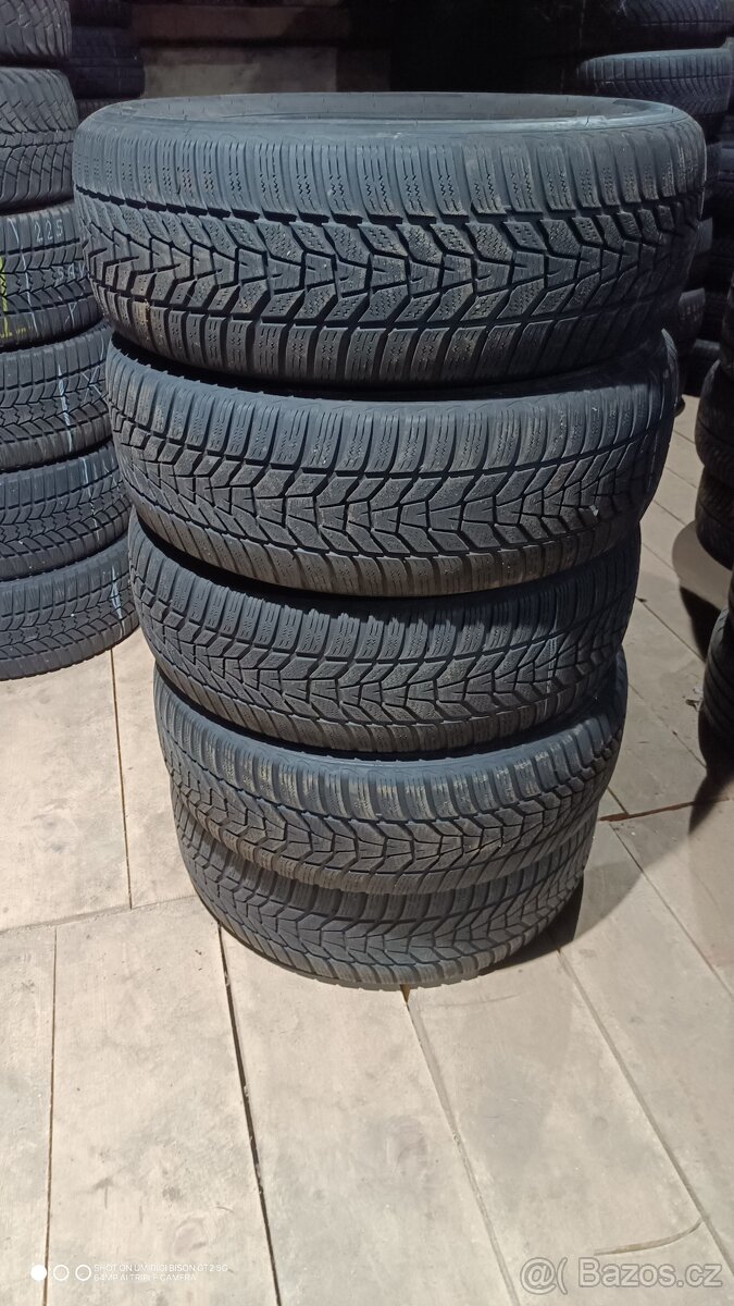 Zimní pneumatiky 225/60r17