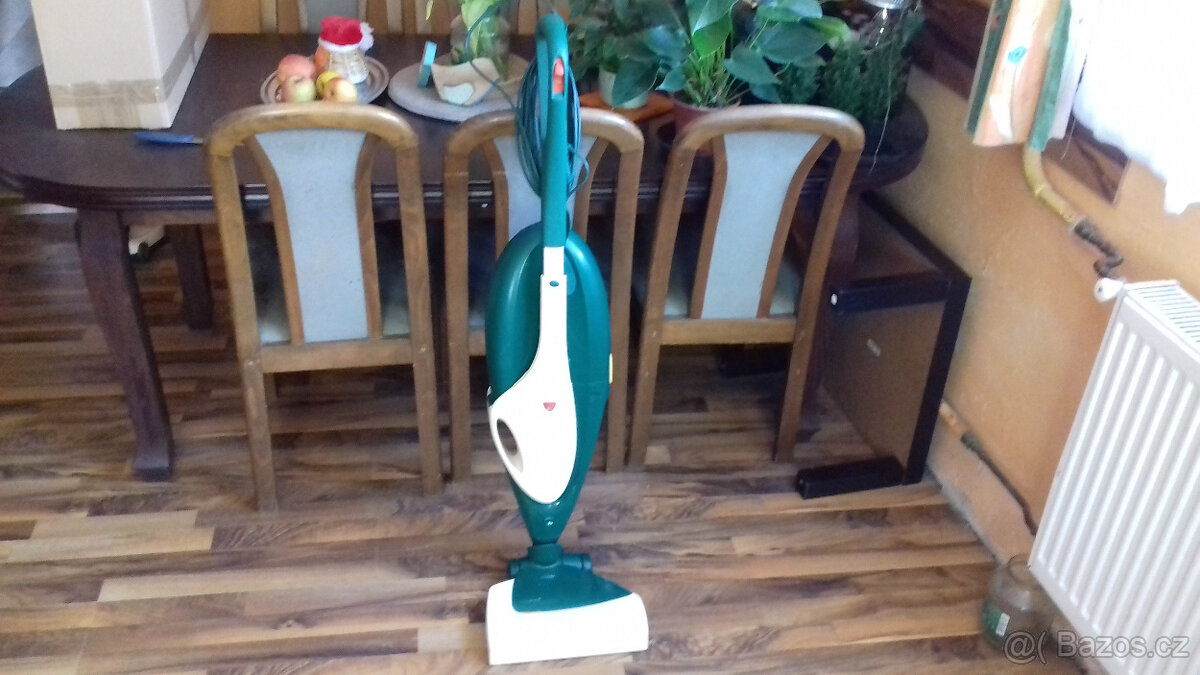 Vorwerk VK 135 perfektní stav