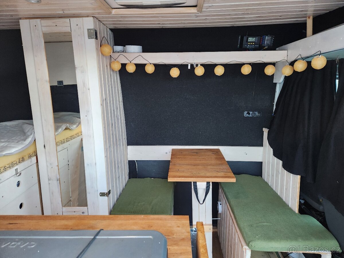 Obytný vůz Peugeot Boxer 2.2 HDi 88 kW 2007 L3H2 solár, WC