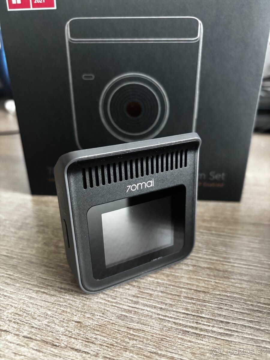 70mai Dash Cam A400 + Rear Cam Set – jako nová