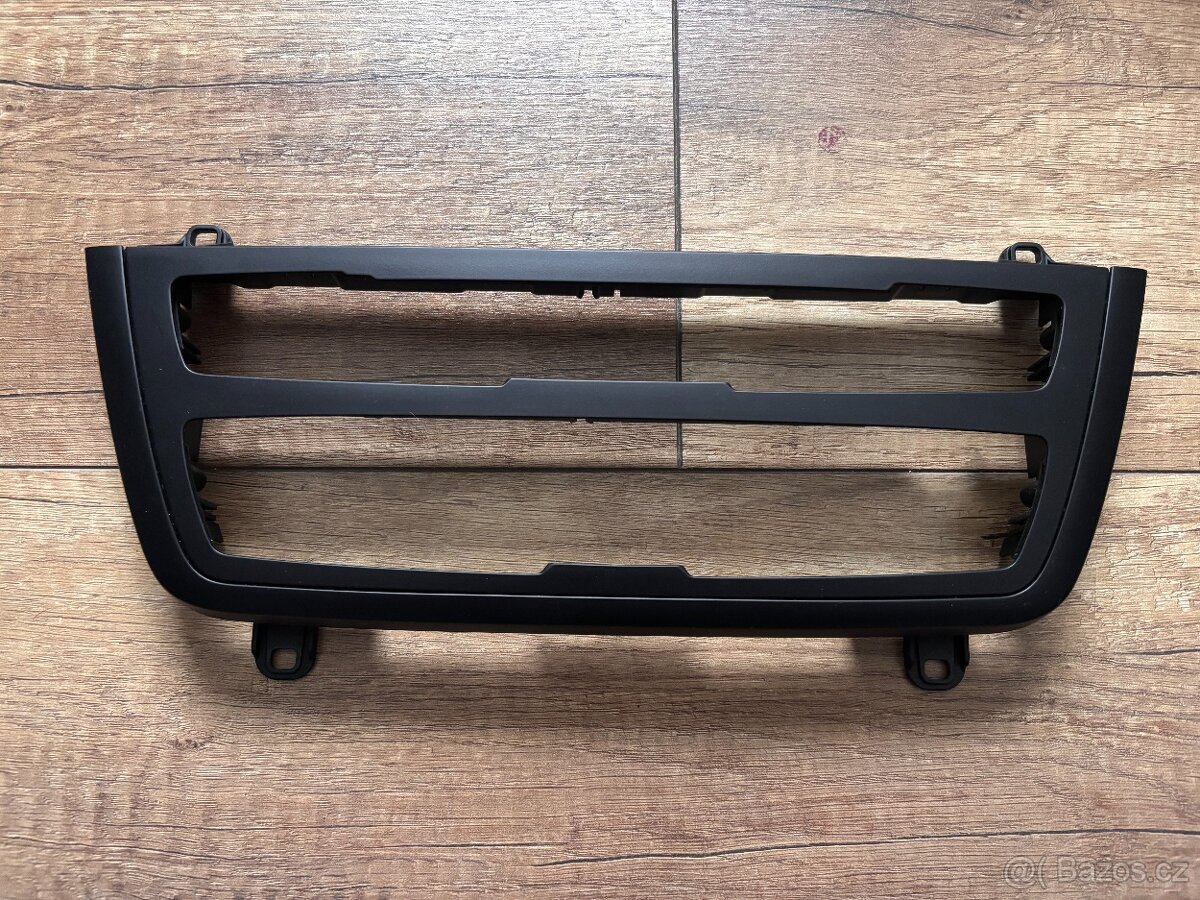 BMW rámeček klimatizace