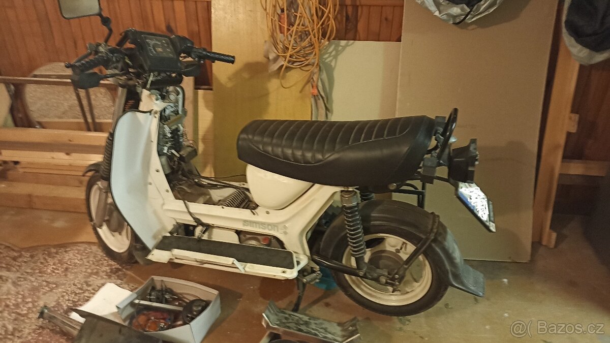Simson skútr na ND