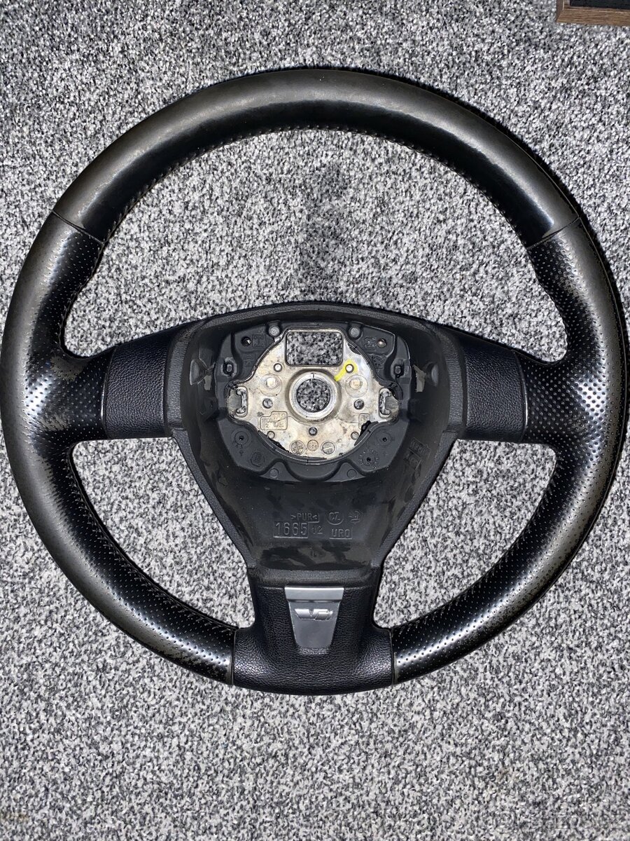 Volant octavia 2 rs